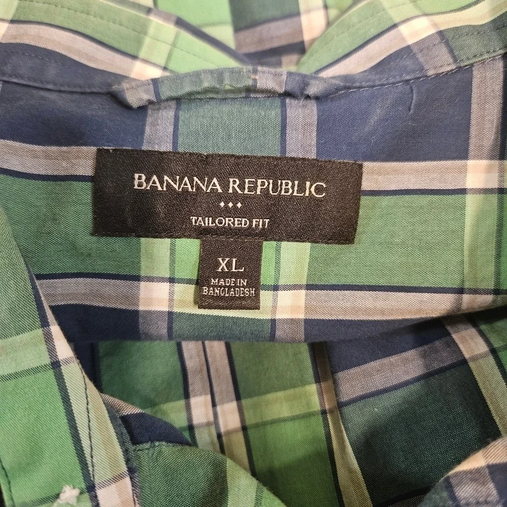 Banana Republic Tailored Fit Mens XL Plaid Button Down Shirt Green Navy Blue